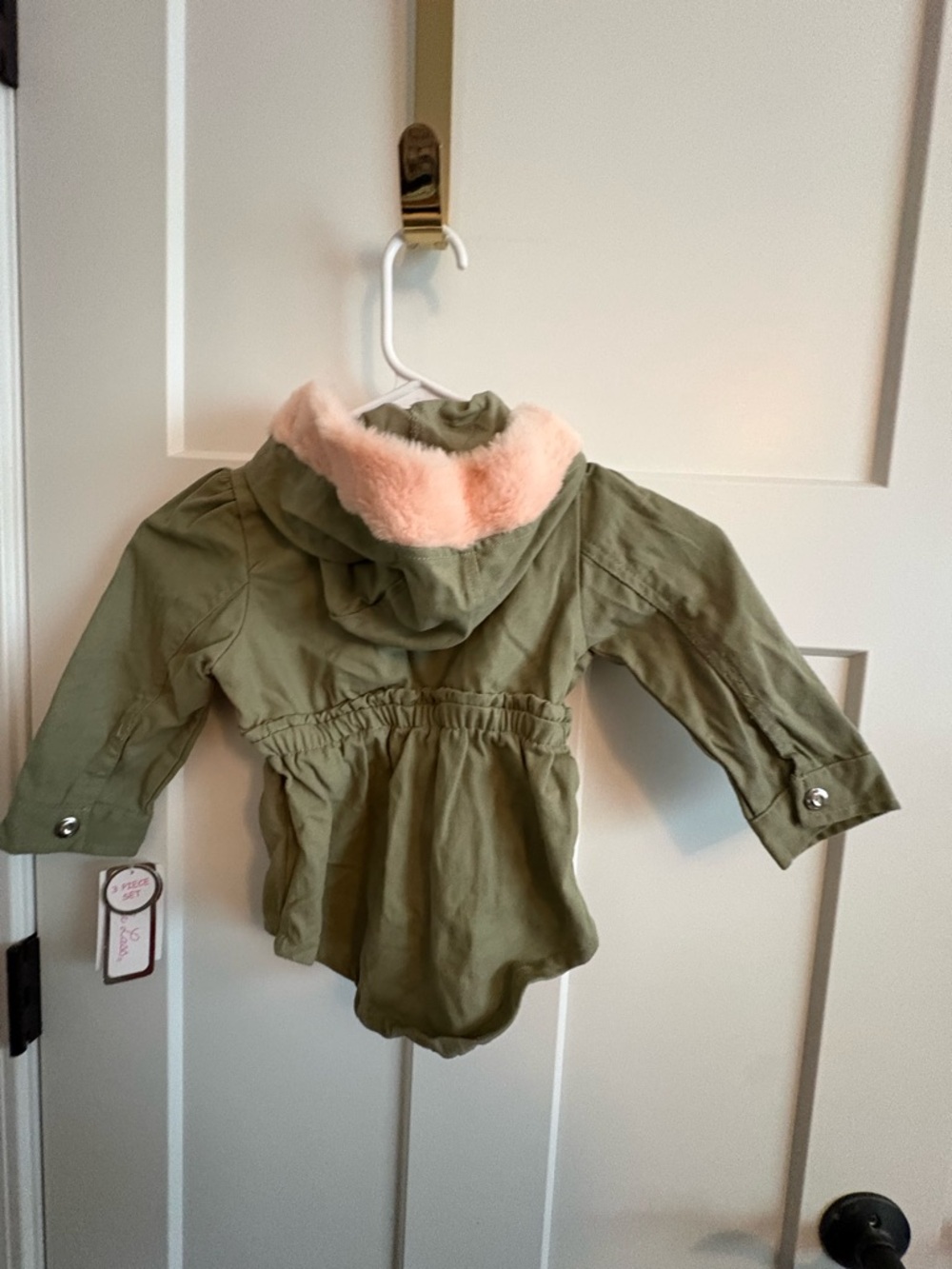 Little Lass Girl’s Olive Green Utility Jacket w/Pink Faux Fur Hood & Floral 2T - Picture 7 of 8
